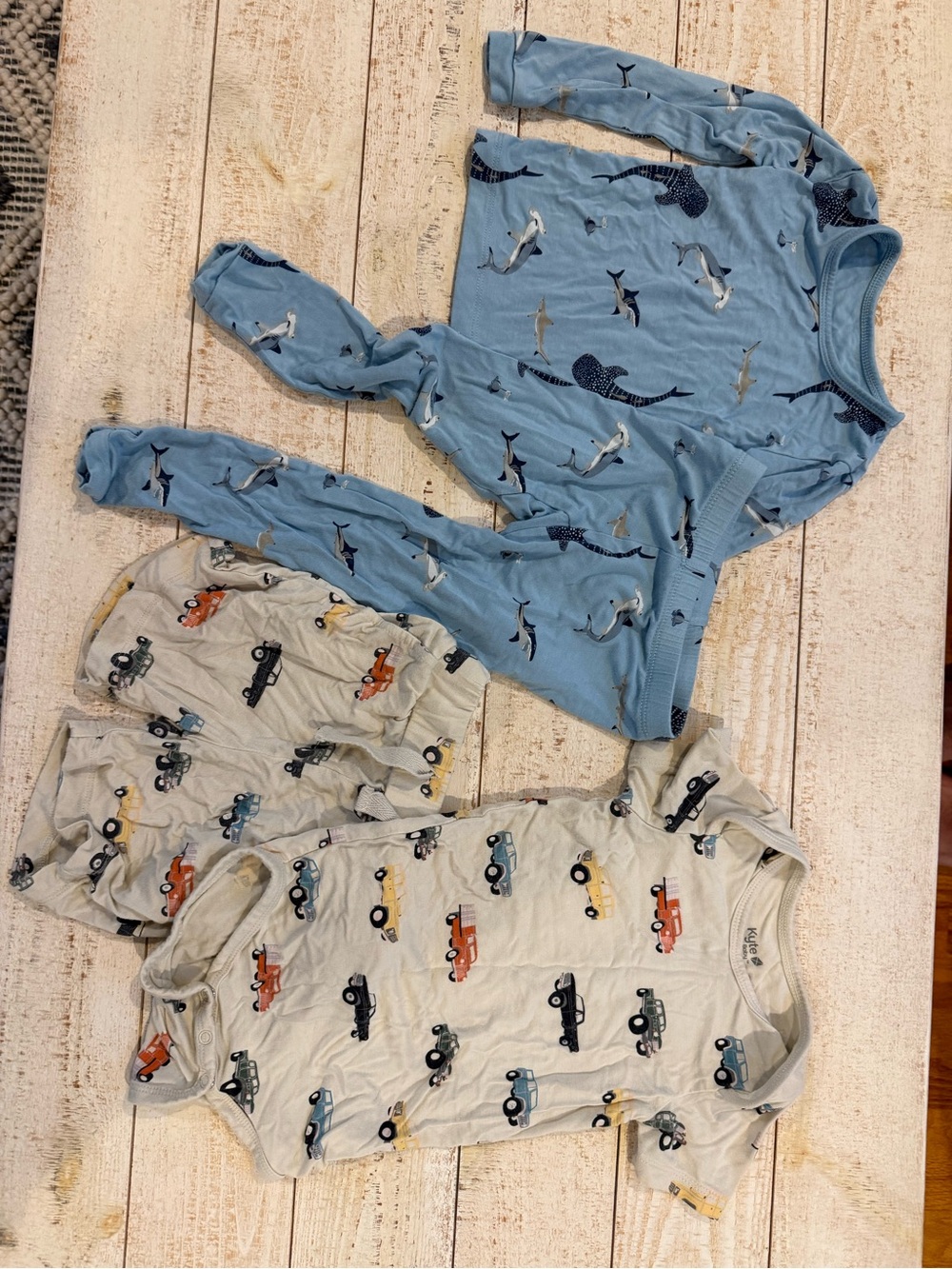 Kyte BABY Blue Shark Pajama Set & Cream Car Print onesie and short set